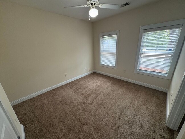 Photo - PRE-LEASING FOR AUGUST 2026!