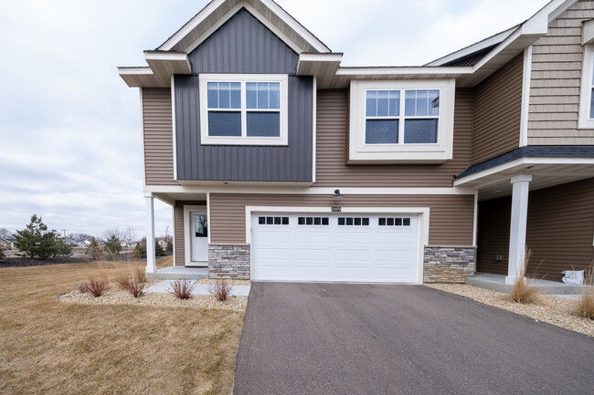 Photo - 13479 Bronze Pkwy Townhome