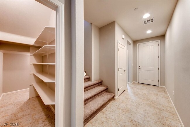 Photo - 2552 Sable Creek St