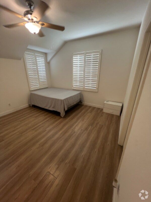 Building Photo - 13238 Wooden Gate Way Rental