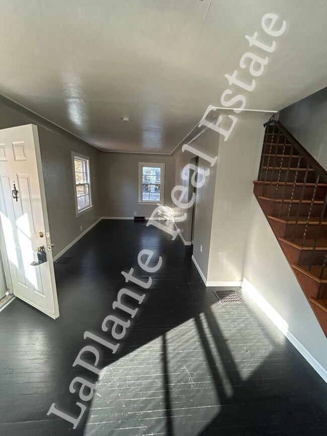 Photo - Charming 2-Bedroom Home in West Toledo – Updated and Move-In Ready!