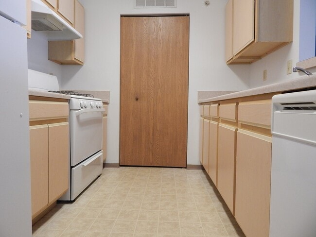 Photo - 1112 W 4th St Unit 1100-1D