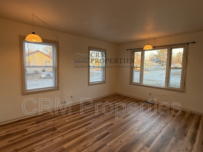 Photo - 1301 S Waugh St