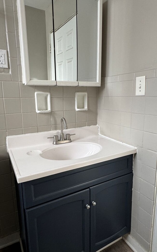 Photo - 4906 Baring Ave Unit 1