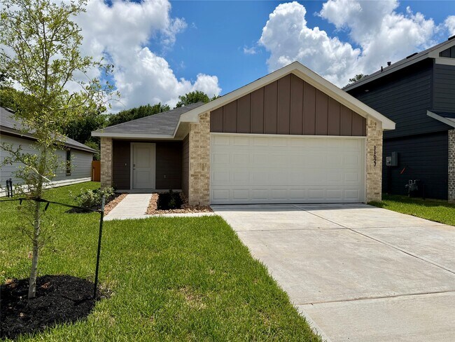 Photo - 11627 Ruffian Dr