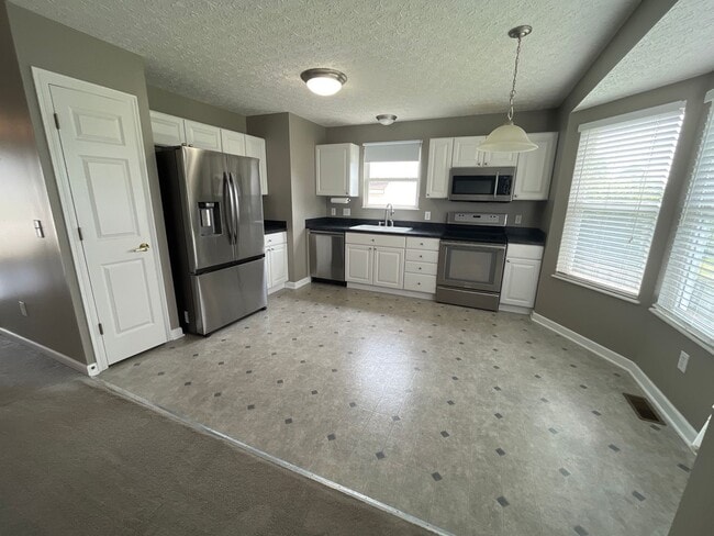 Photo - 3 bedroom, 2 bathroom single story home in Pickerington