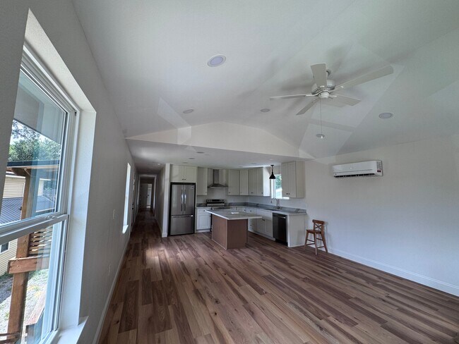 Photo - 103 Shirley St Unidad A