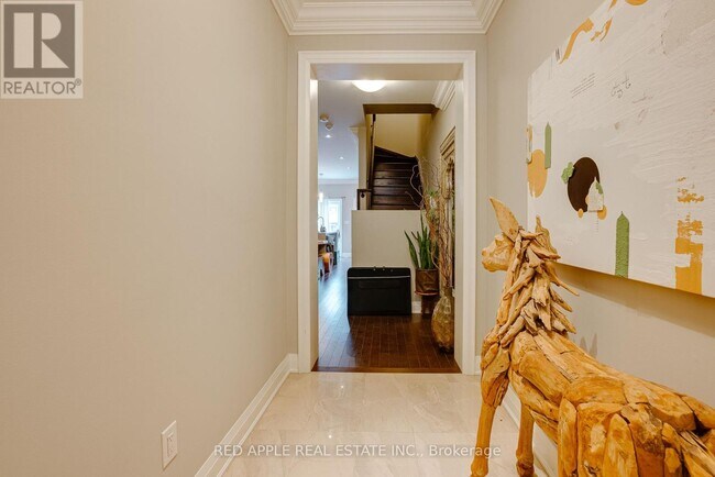 Photo - 15 Dunton Ln