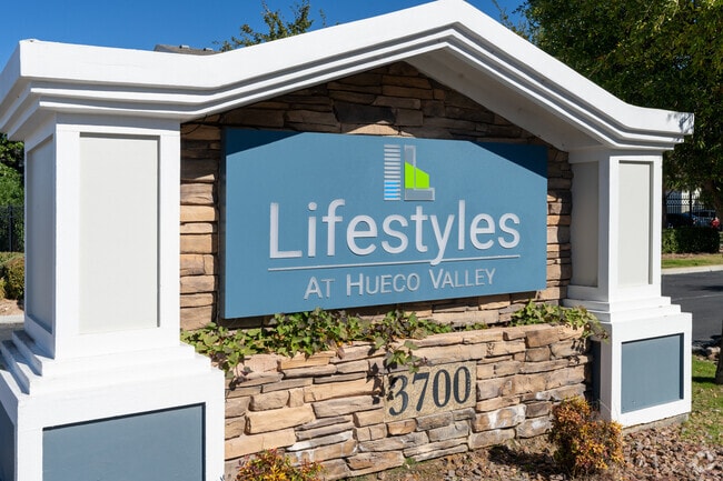 Lifestyles at Hueco Valley
