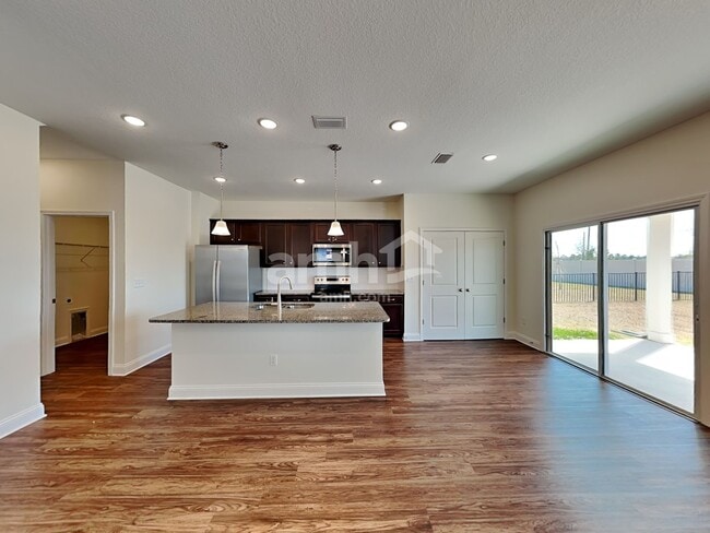 Photo - 175 Banyan Frst Dr