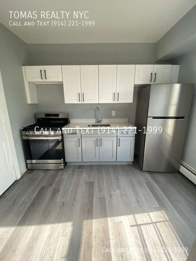 Photo - 224 Sommerville Pl