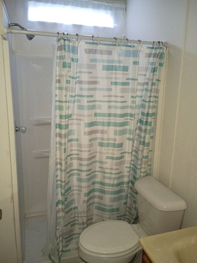 Photo - 2 Bedroom 2 Bathroom Community Mobile Home Unit Lot 9