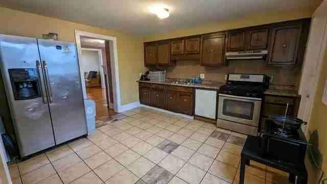 Photo - 14 Grant St Unit 1