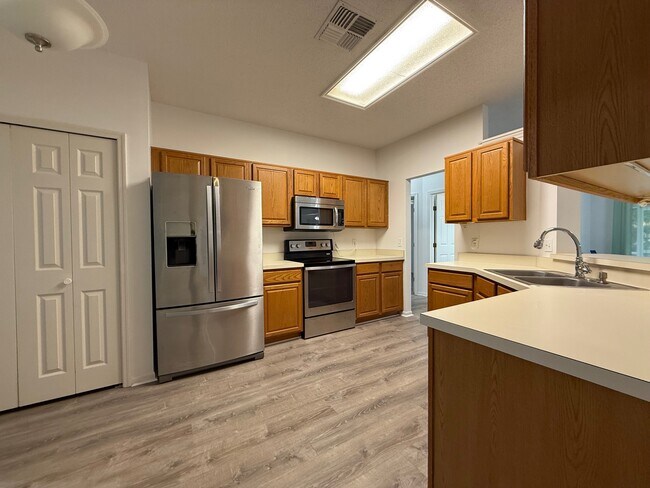 Photo - 1814 Windsor Oak Dr