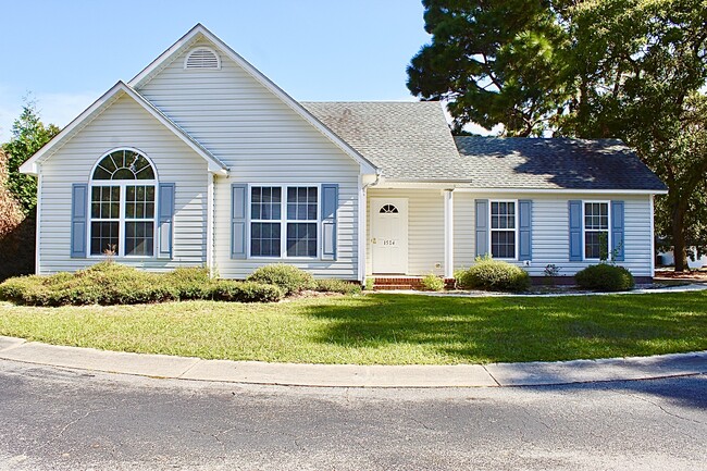 Building Photo - 1504 Amhearst Ct