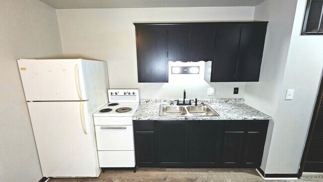 Photo - 126 Poplar St Unidad #7