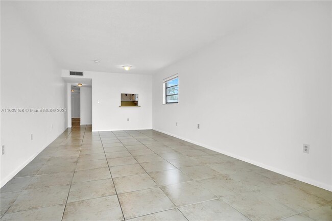 Photo - 950 Euclid Ave Condo Unit 201