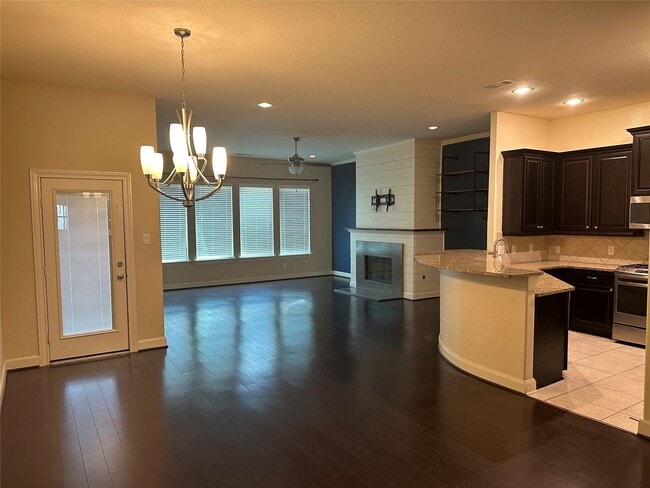 Photo - 5151 Oasis Park Ln