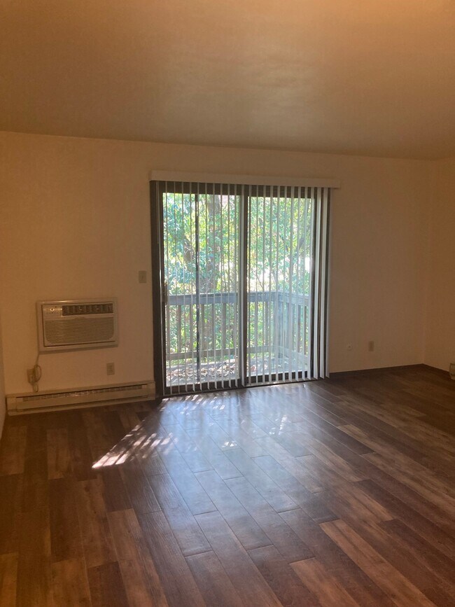 Photo - One bedroom apartment with balcony