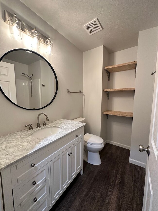 Photo - MP133 - 14410-14412 E Heroy Unit 14410 E Heroy