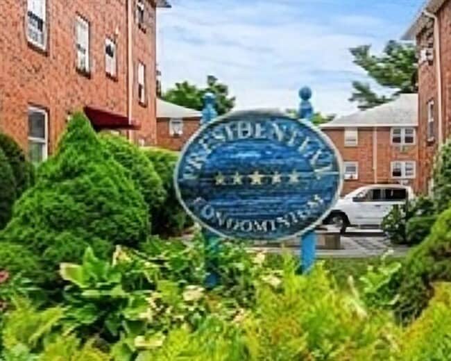 Building Photo - 31 Montvale Ave Unit 8 Rental