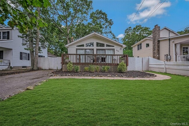 Photo - 820 Bray Ave House