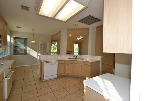 Photo - 15307 Amesbury Ln