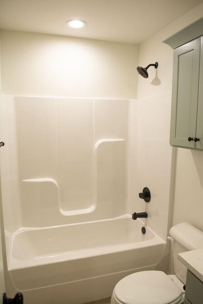 Photo - Newer Townhouse in the heart of West Fork !