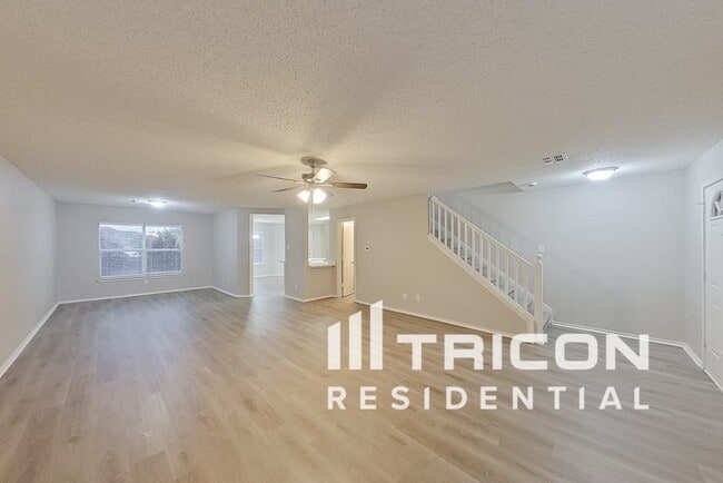 Photo - 2208 Capstan Dr