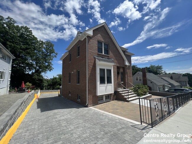 Building Photo - 64 Langley Rd Rental