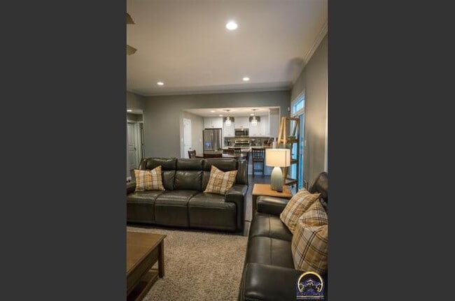 Photo - 7616 SW Lowell Ln