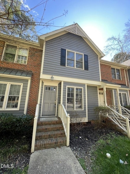 Photo - 121 Winners Cir