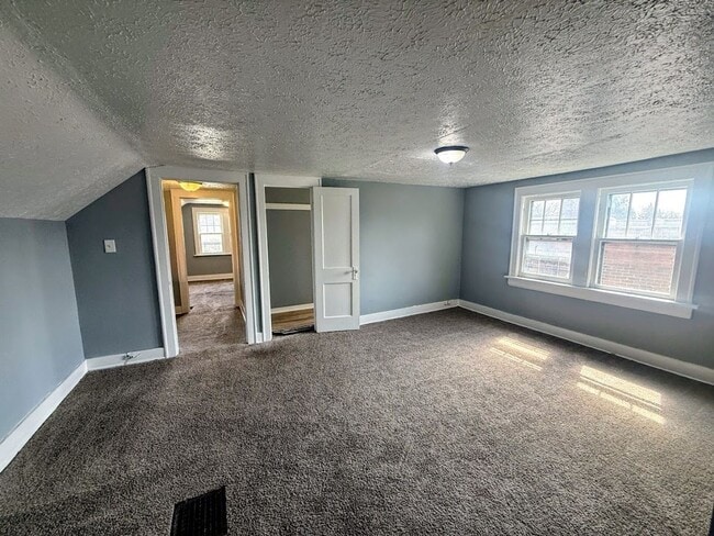 Photo - 1300 Grant St Unit 2/3