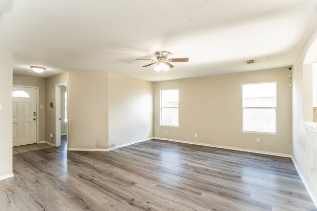Photo - 3003 John Porter Dr