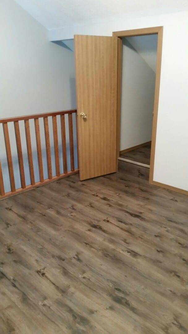 Photo - Nice 2 bedroom 2 bath Loft apartment in Br... Unit 6