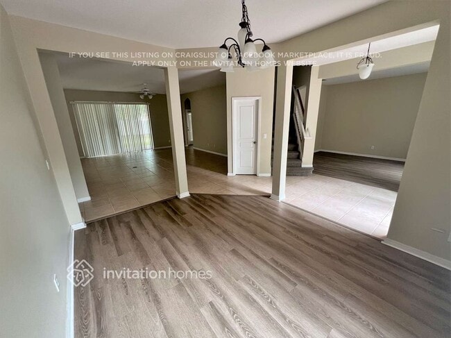 Photo - 627 Errol Pkwy