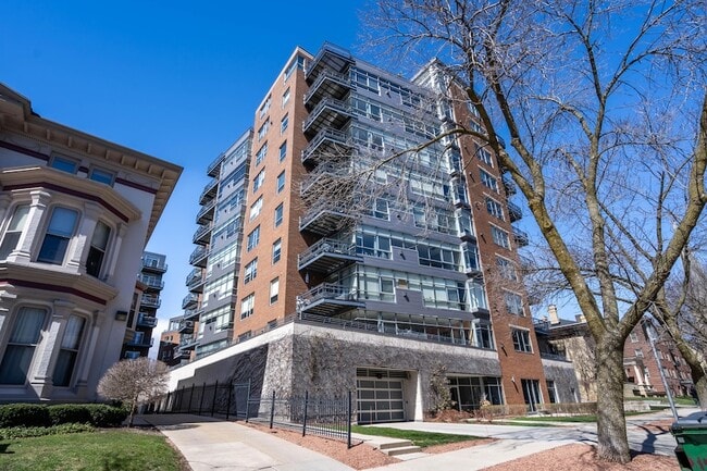 Building Photo - 1111 N Marshall St