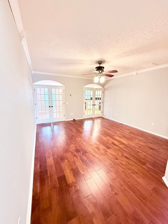 Photo - Bent Tree Subdivision - 4 BR - 2 Living Areas - 3 Car