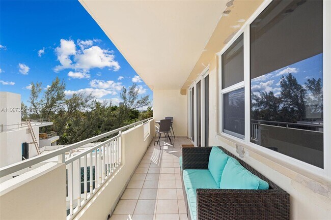 Photo - 3180 S Ocean Dr Unit 516