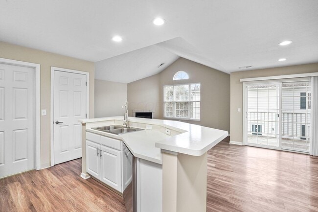 Photo - 5027 Stratford Pine Ln