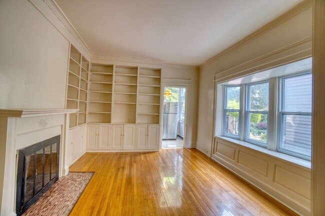 117 Concord Pl Unit Concord 117.1