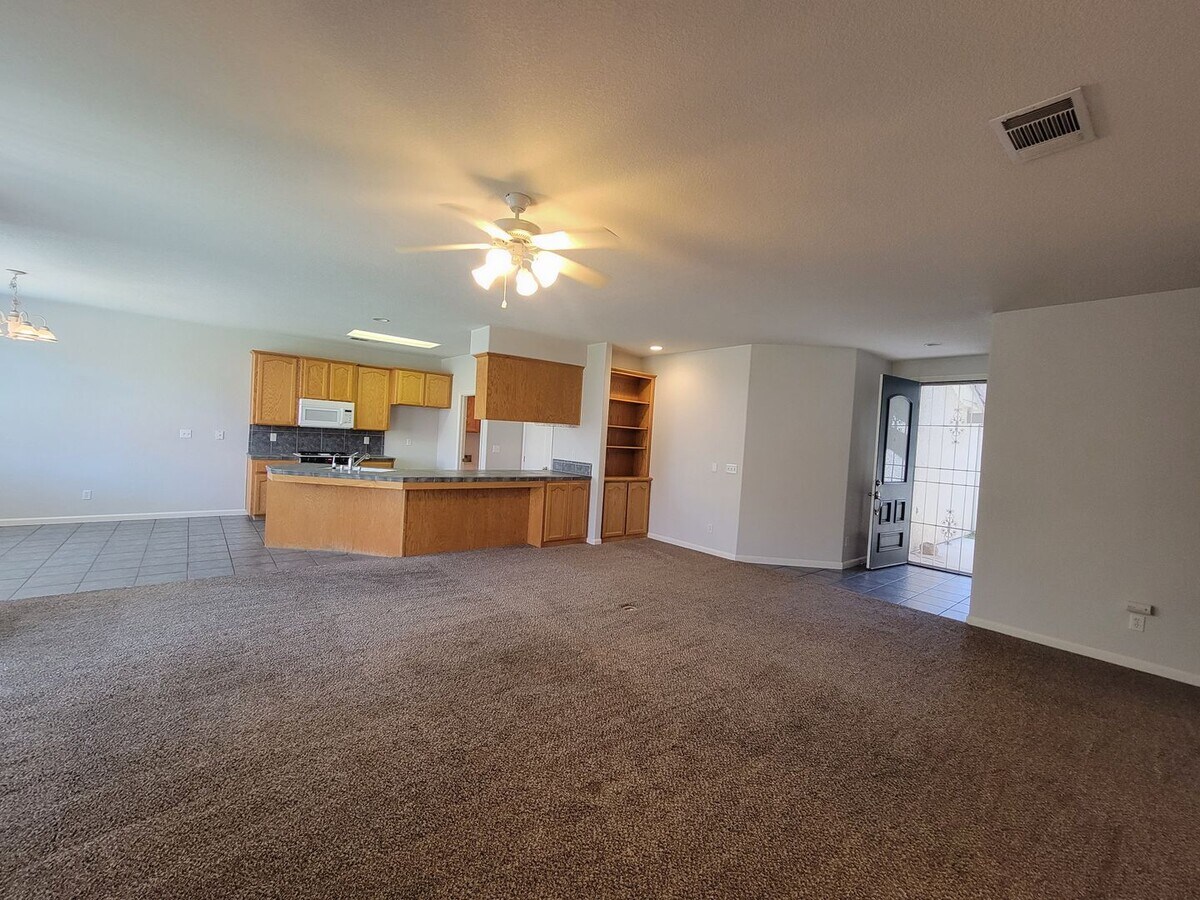 Photo - 1 year lease