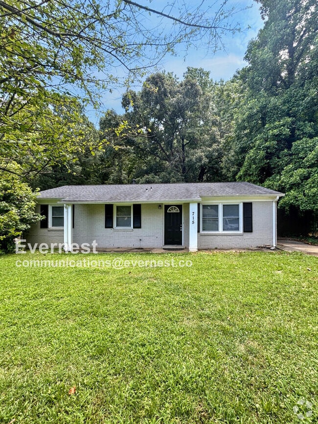 Building Photo - 715 Milan Rd E Rental
