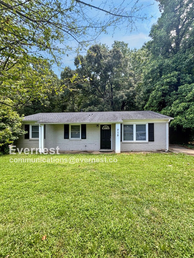 Building Photo - 715 Milan Rd E Rental