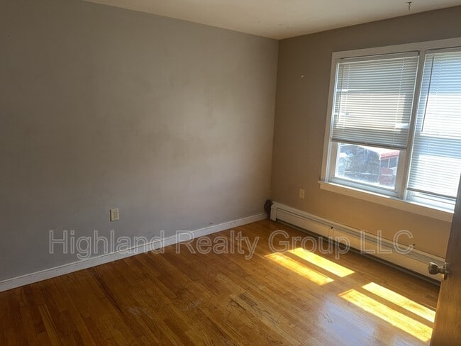 Photo - 2515 Woodlawn St Unidad 3