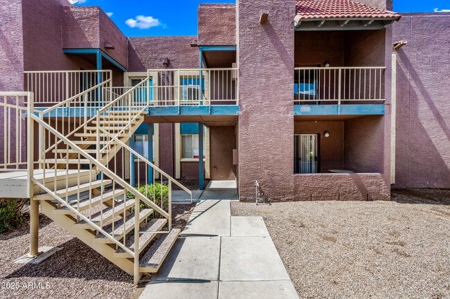 Building Photo - 16602 N 25th St Unit 114 Rental