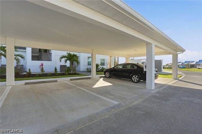 Building Photo - 15405 Grn Acrs Ave Unit 2337