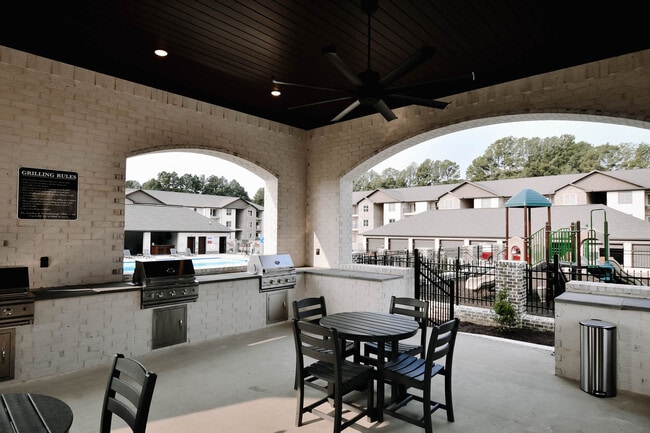 The Landing at Greensborough Village