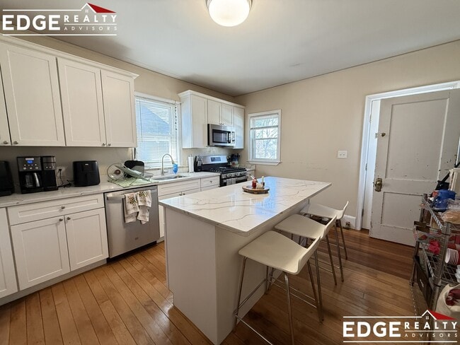 Photo - 37 Atkins St