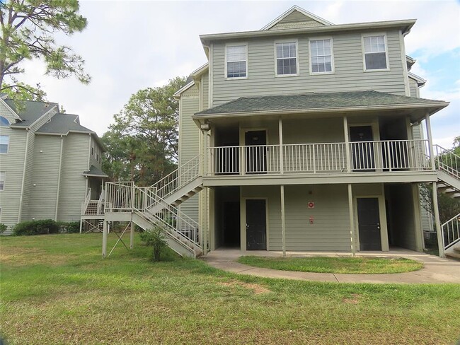 Building Photo - 5986 Westgate Dr Unit 103